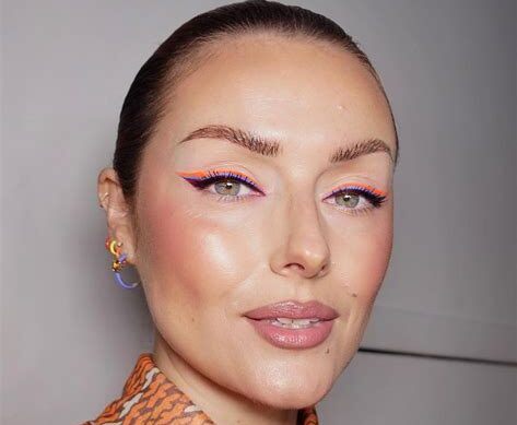 Pastel Renklerle Makyajınıza Fark Katın
