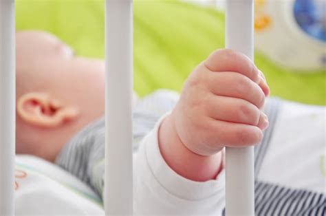 Bebeğimin Kıyafet Seçiminde Nelere Dikkat Etmeliyim?