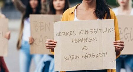 Feminizm ve Moda: Kıyafetlerdeki Güçlü Mesajlar